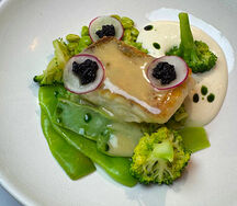 Филе судака с ризотто из брокколи