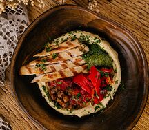 Хумус с цыпленком