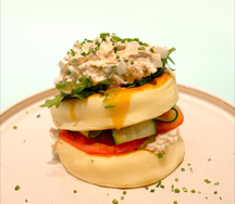 Панкейк с тунцом