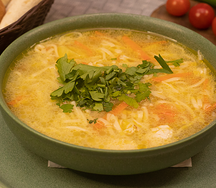 Бульон куриный с лапшой