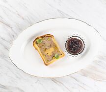 Террин с фуа-гра и мармеладным луком