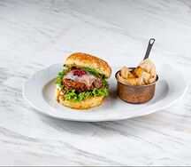 Кубанский бургер из мраморной говядины