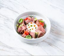 Ростбиф с соусом из зернистой горчицы