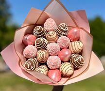 Букет из клубники в шоколаде Три желания S