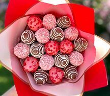 Букет из клубники в шоколаде Комплимент королеве S