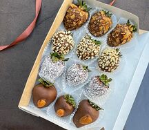 Набор клубники в шоколаде Настоящий орех