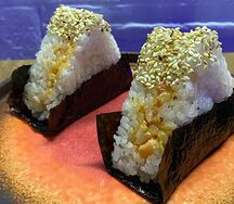 Онигири с креветкой 