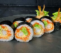 Ролл Двойная креветка в соусе том ям