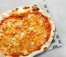 Пицца римская Кватро формаджи