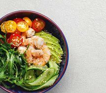 Боул с креветками