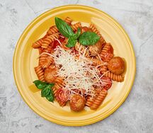 Паста Фузилли с митболами