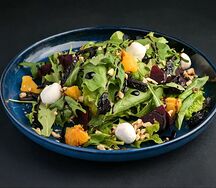 Салат с печеной свеклой 