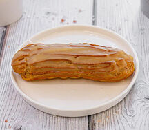 Эклер карамельный
