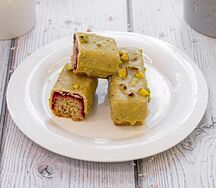 Фисташковый финансье