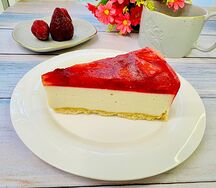 Кейк клубничный