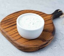 Сметанный с чесночком