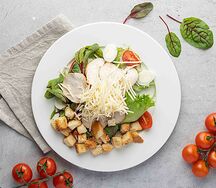 Цезарь с курицей