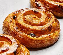 Парижская улитка с изюмом