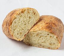 Чиабатта с пармезаном и жареным шалотом