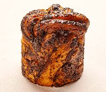 Слоеная бриошь с маком