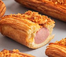 Слоёный хот-дог с сосиской