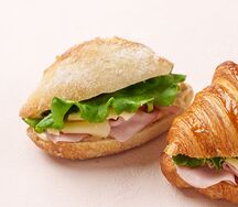 Сэндвич Ветчина-сыр-дижонский соус