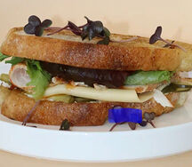 Сэндвич с куриной грудкой