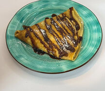 Блин с бананом, сливочным сыром и шоколадом