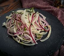 Маринованный лук