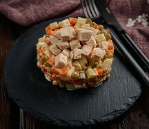 Оливье с курицей