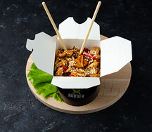 Wok с курицей в терияки