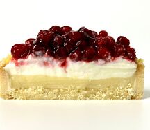 Тарт брусничный