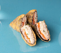 Японский сэндвич с лососем