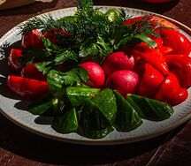 Ассорти свежих овощей