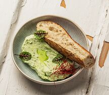 Взбитый мацун с ткемали 