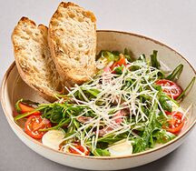 Салат с ростбифом