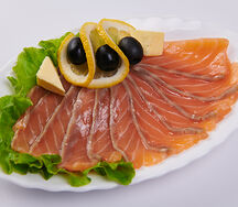 Семга м/сольная с маслом и лимоном