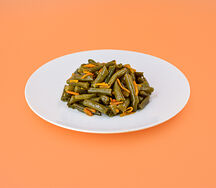 Фасоль стручковая с овощами