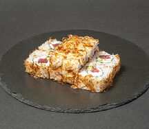 Ролл Бонито с обжаренной сёмгой