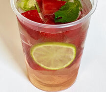 Лимонад клубничный мохито 