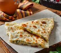Кутаб с сыром и зеленью