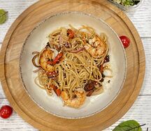 Вок с креветками