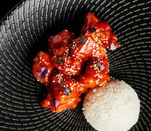 Цыпленок пай в остро-сладком соусе чили-кочуджан