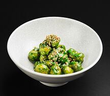 Попкорн из креветок в соусе васаби