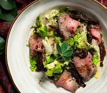 Салат с ростбифом