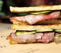 Сэндвич с с ростбифом