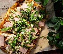 Римская с ветчиной и грибами