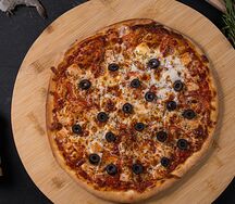 Пицца с лососем