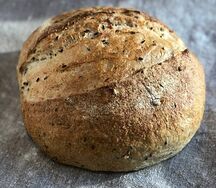 Тартин со льном и подсолнечником