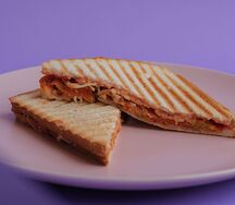 Сэндвич с пепперони